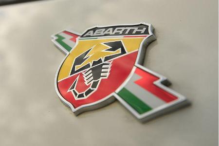 Der Abarth Grande Punto esseesse ist der erste Streich des wieder zum Leben erweckten Skorpions, des Markenzeichens der nord...