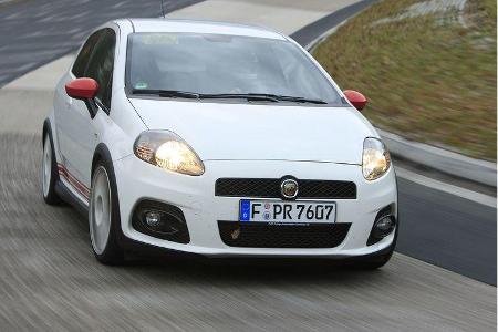 Von Kleinwagen-Anmutung keine Spur - sowohl hinsichtlich der Innenarchitektur als auch des attraktiven Äußeren.