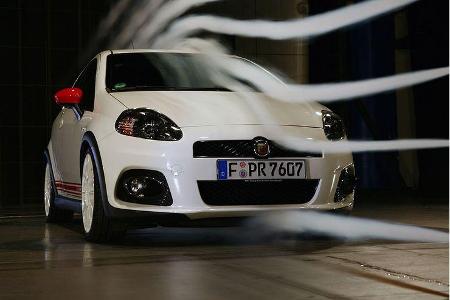 Im Verbund mit den umfänglichen Anpassungsmaßnahmen im Motor-Umfeld ist so für ein Leistungsplus von 25 PS gesorgt.