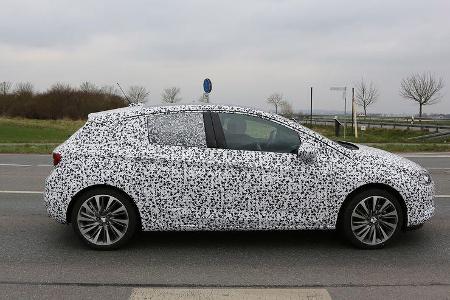 Erlkönig Opel Astra