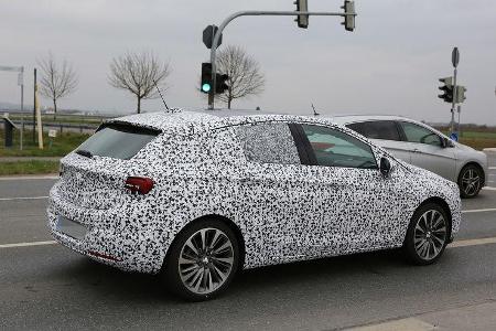 Erlkönig Opel Astra