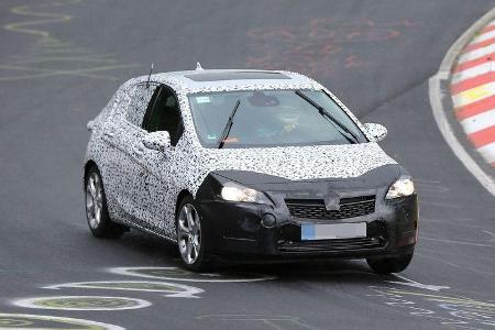 Erlkönig Opel Astra