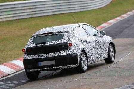 Erlkönig Opel Astra