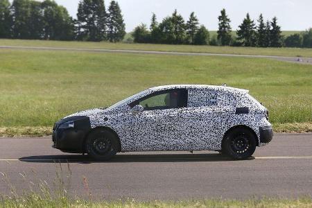 Erlkönig Opel Astra