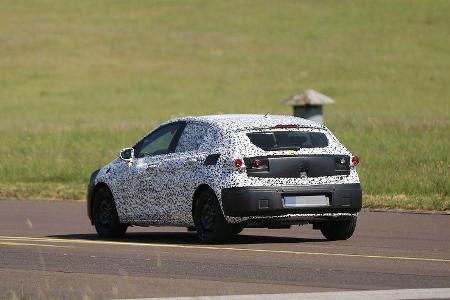 Erlkönig Opel Astra