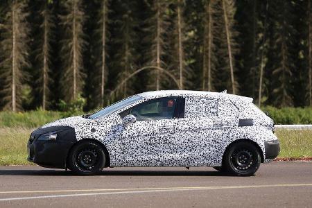 Erlkönig Opel Astra