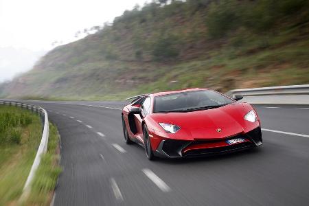 Lamborghini Aventador SV 2015