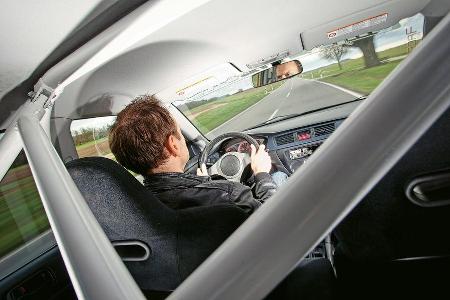 Mitsubishi Lancer Evo VIII, Cockpit, Fahrersicht