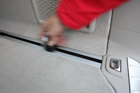BMW 520d Touring, Laderaumschiene