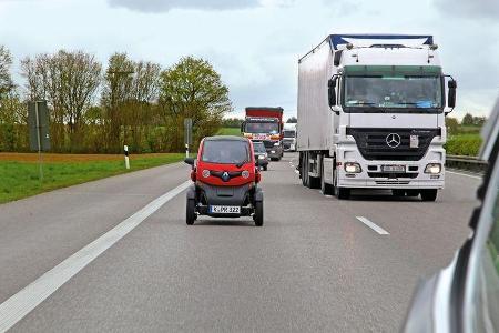 Renault Twizy, Autobahn, Laster