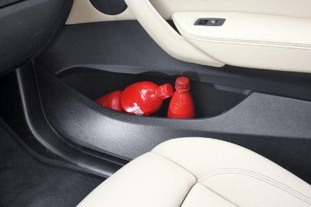 BMW X3 x-Drive 30d, Seitentür, Getränke, Ablage