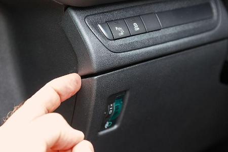 Peugeot 208 82 Vti, Armaturenbrett