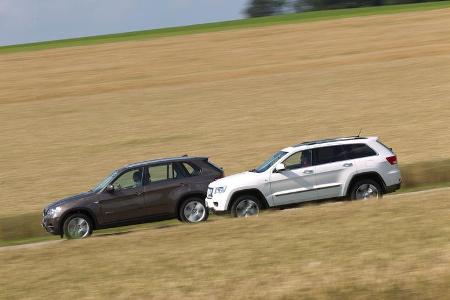 BMW X5 x-Drive 3.0d, Jeep Grand Cherokee 3.0 CRD Overland, Seitenansicht