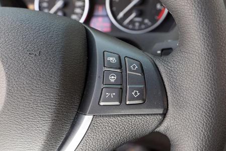 BMW X5 x-Drive 3.0d, Knöpfe, Lenkrad, Detail