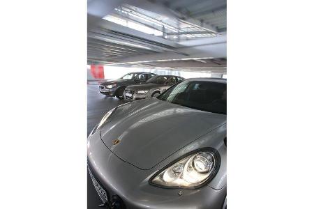 Audi A7 3.0 TDI, BMW 530d GT, Porsche Panamera D, Motorhaube