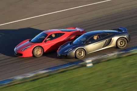 Ferrari 458 Italia, McLaren MP4-12C, Seitenansicht