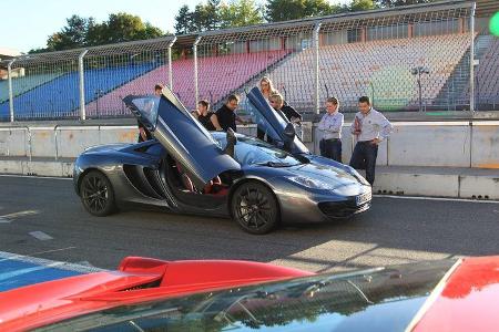 McLaren MP4-12C, Flügeltüren