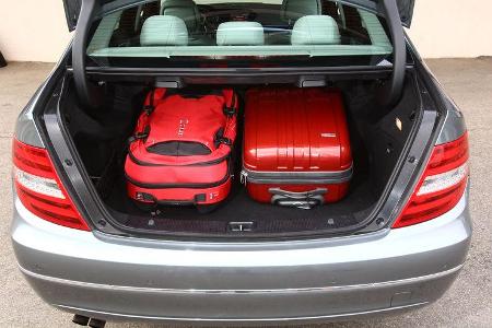 Mercedes C 180, Kofferraum, Ladefläche