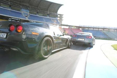 Chevrolet Corvette Z06, Nissan GT-R, Heck