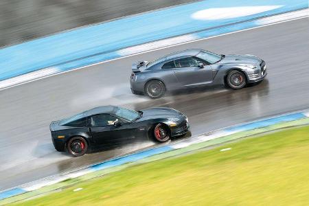 Chevrolet Corvette Z06, Nissan GT-R, Seitenansicht, Driften