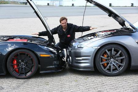 Chevrolet Corvette Z06, Nissan GT-R, Motorhaube offen
