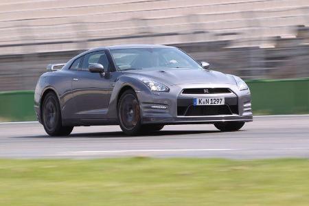 Nissan GT-R, Seitenansicht, Driften