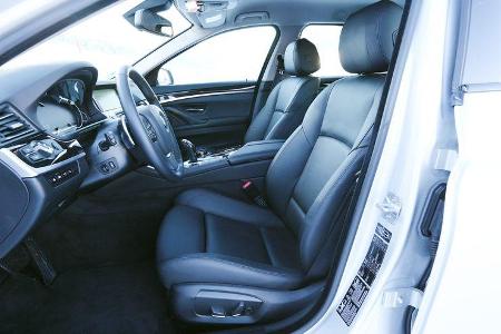 BMW 525d Touring xDrive, Fahrersitz