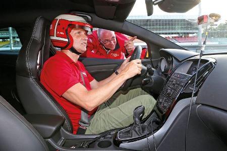 Opel Astra OPC, Cockpit, Fahrer