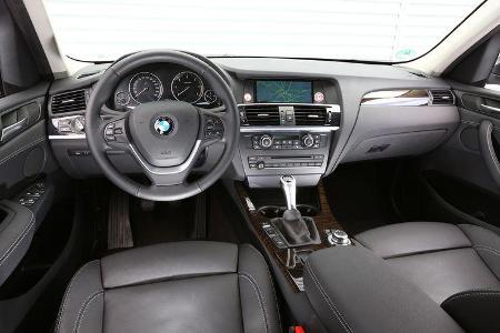 BMW X3 s-Drive 18d, Lenkrad, Cockpit