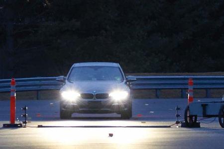 IIHS-Lichttest 2016, Scheinwerfer-Test