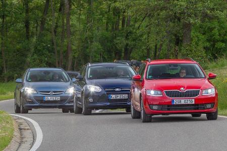 Ford Focus Turnier, Opel Astra Sports Tourer, Skoda Octavia Combi, Frontansicht