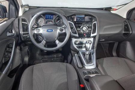 Ford Focus 1.6 Eciboost Turnier, Cockpit, Lenkrad
