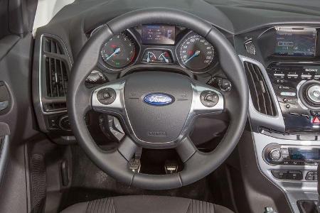 Ford Focus 1.6 Eciboost Turnier, Lenkrad