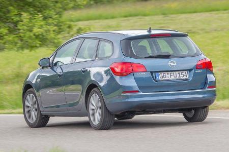 Opel Astra Sports Tourer 1.4 Turbo, Heckansicht