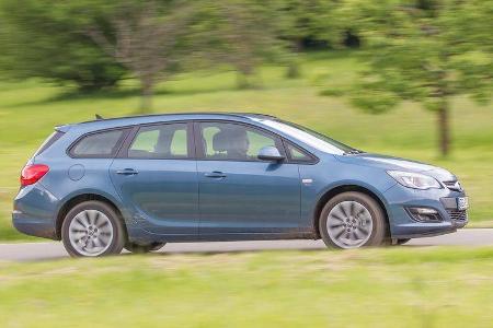 Opel Astra Sports Tourer 1.4 Turbo, Seitenansicht