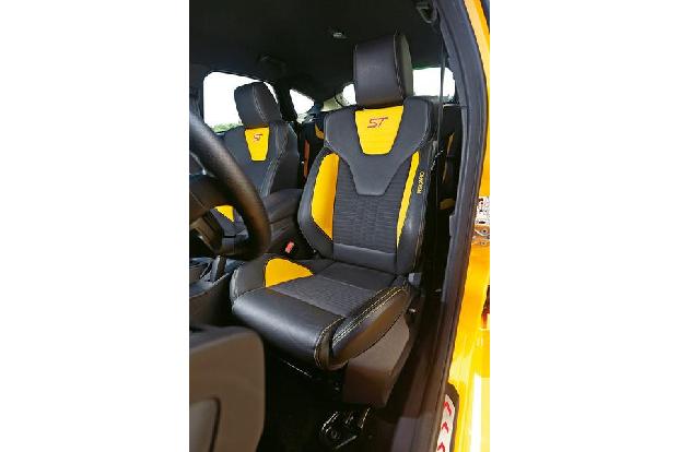 Ford Focus ST, Fahrersitz