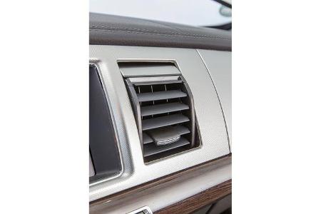 Jaguar XF 3.0 V6, Luftausströmer