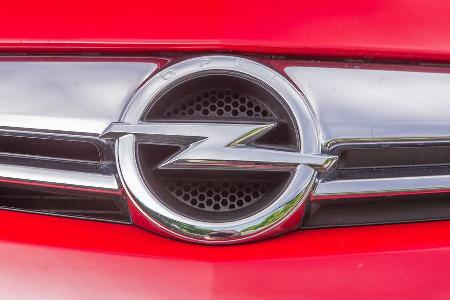 Opel Astra GTC 1.4 Turbo, Emblem