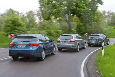 Ford Mondeo Turnier, Hyundai i40 cw, Mazda 6 Kombi, Heckansicht