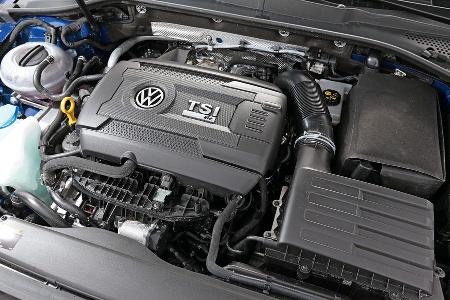 VW Golf R, Motor