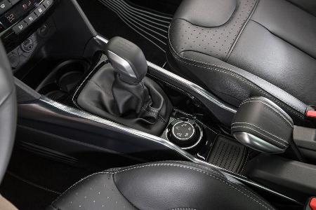 Peugeot 2008 120 Vti, Schalthebel