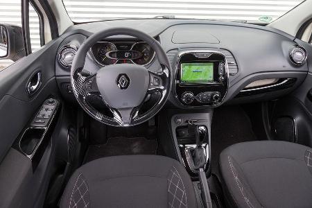 Renault Captur TCe 120, Cockpit, Lenkrad