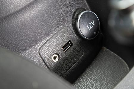 Ford Fiesta 1.0, Anschlüsse