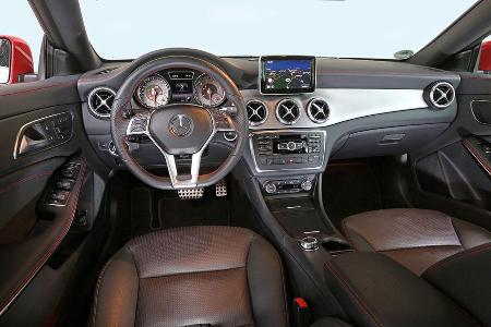 Mercedes CLA 250, Cockpit, Lenkrad