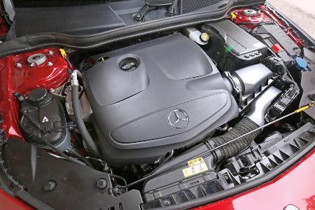 Mercedes CLA 250, Motor