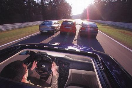 Fiat Brava 115 16 V, Ford Focus 1.8i 16 V, Renault Mégane 1.6 16 V, VW Golf 2.0