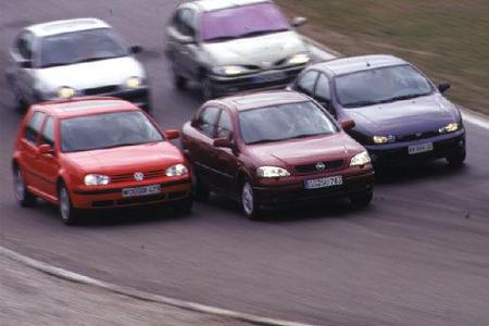 Fiat Brava 1.4, Opel Astra 1.6, Renault Mégane 1.6, Toyota Corolla 1.4, VW Golf 1.4