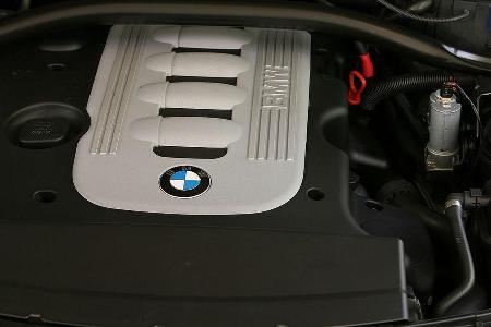 BMW X3 x-drive 30d - Vorteile: Sechszylinder mit sehr guten Fahrleistungen, kräftiger Durchzug, angemessener Verbrauch, orde...