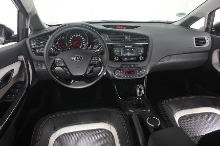 Kia Cee´d SW 1.6 GDI, Cockpit