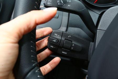 Seat Ibiza 1.2 TSI Ecomotive Style, Lenkradschalter